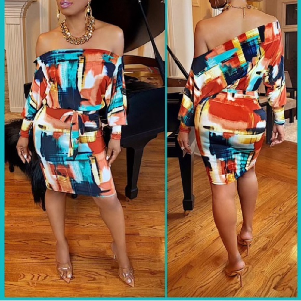 Votique Los Angeles Woman's Mini Dress Contemporary Print Size M - Picture 2 of 16